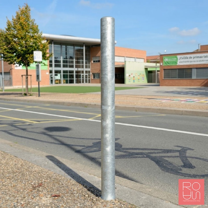 Pilona urbana fixe Cruce d'acer